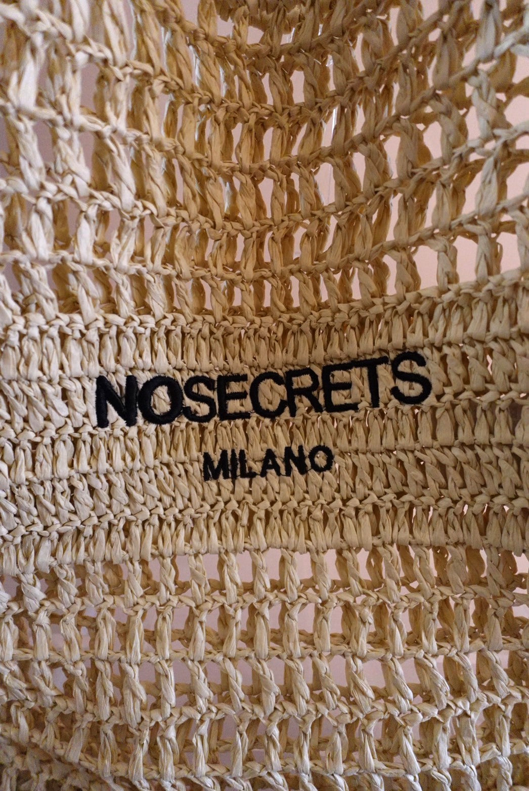 Raffia Market Tote / NO SECRETS