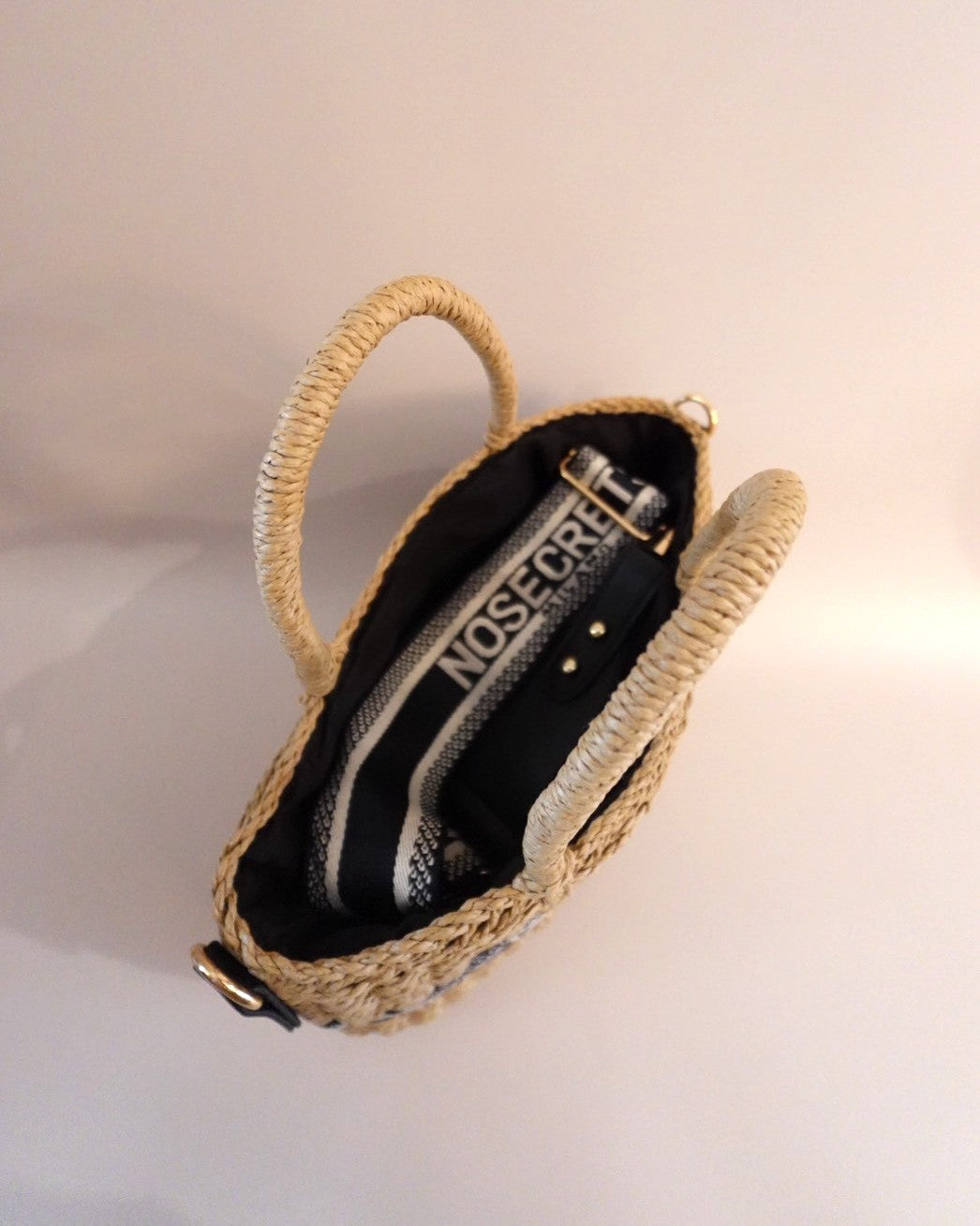Logo Strap Basket Bag / NOSECRETS