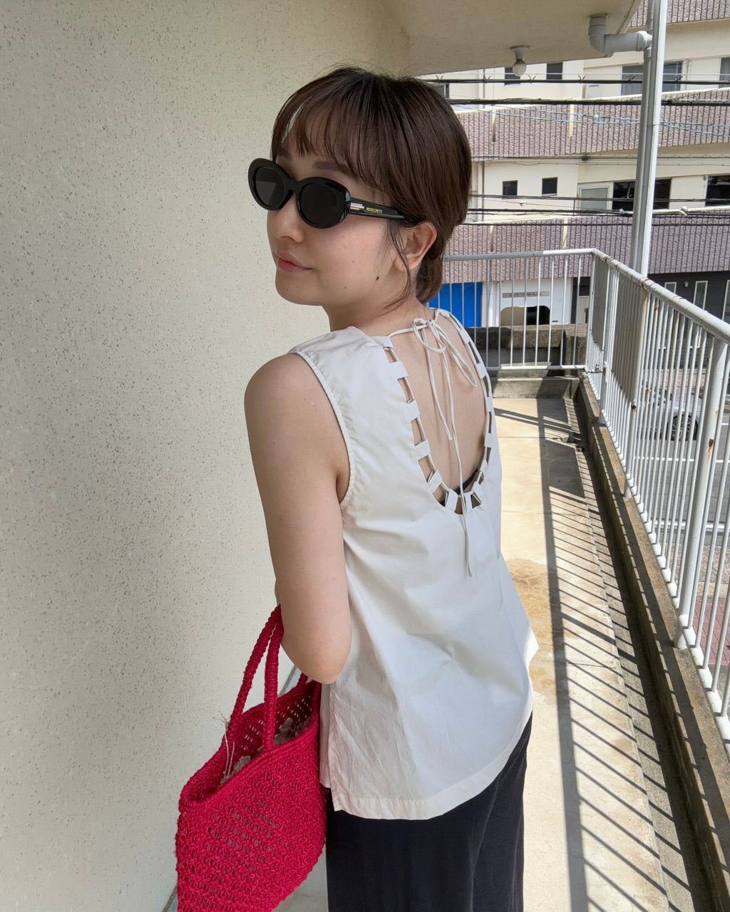 Back Ribbon A-Line Blouse / MEIMEIJ