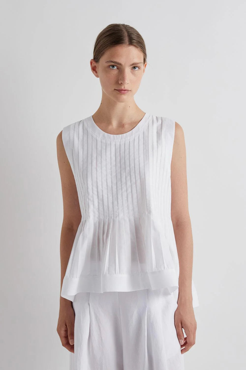 Tuck & Pleat Sleeveless / MEIMEIJ