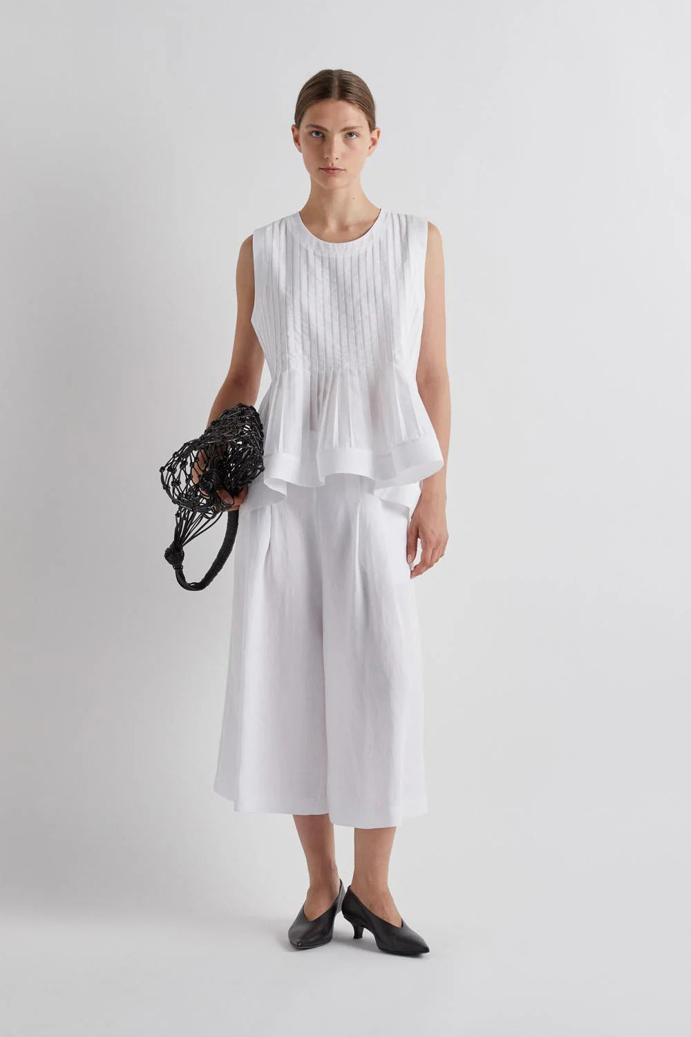 Tuck & Pleat Sleeveless / MEIMEIJ