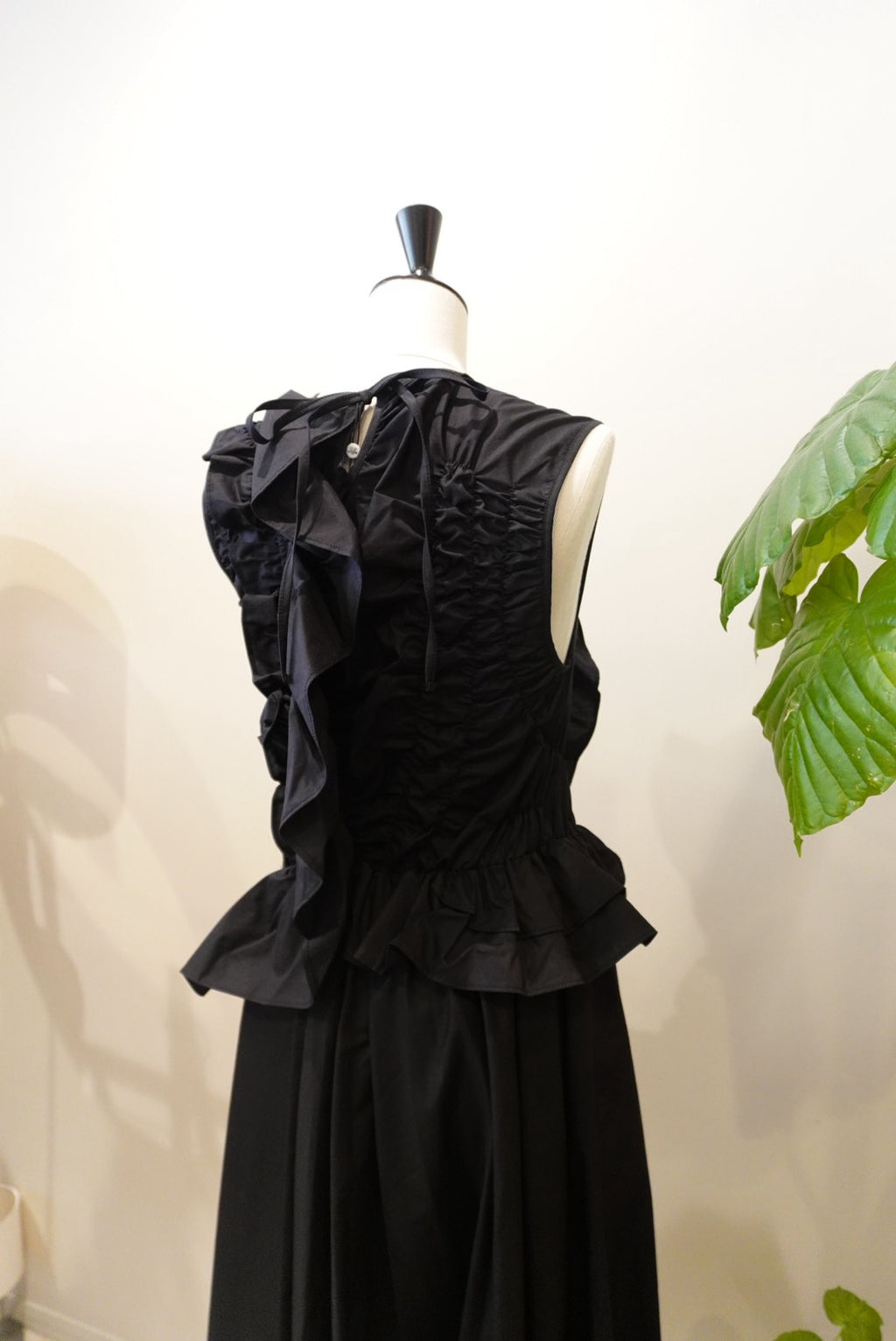 Smocking Ruffle Dress / MEIMEIJ