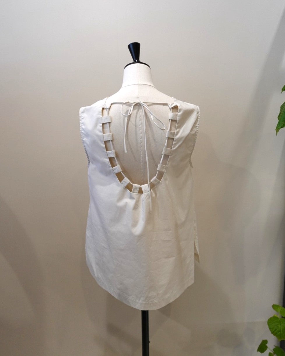 Back Ribbon A-Line Blouse / MEIMEIJ