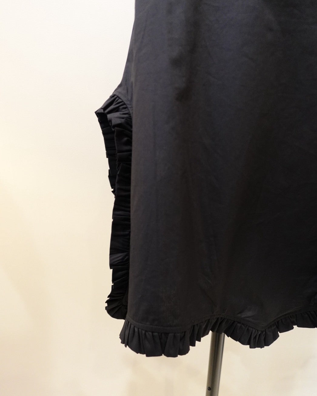 Back Ribbon Blouse / MEIMEIJ