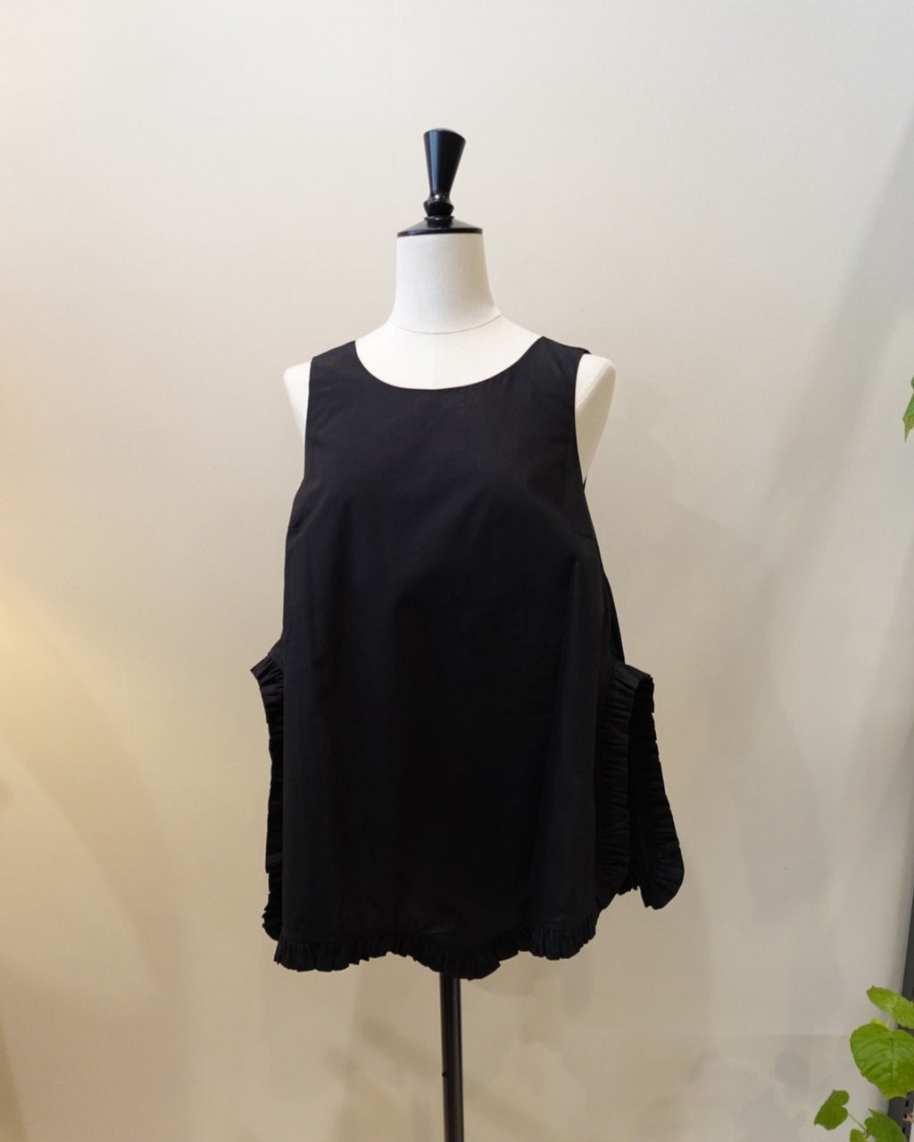 Back Ribbon Blouse / MEIMEIJ